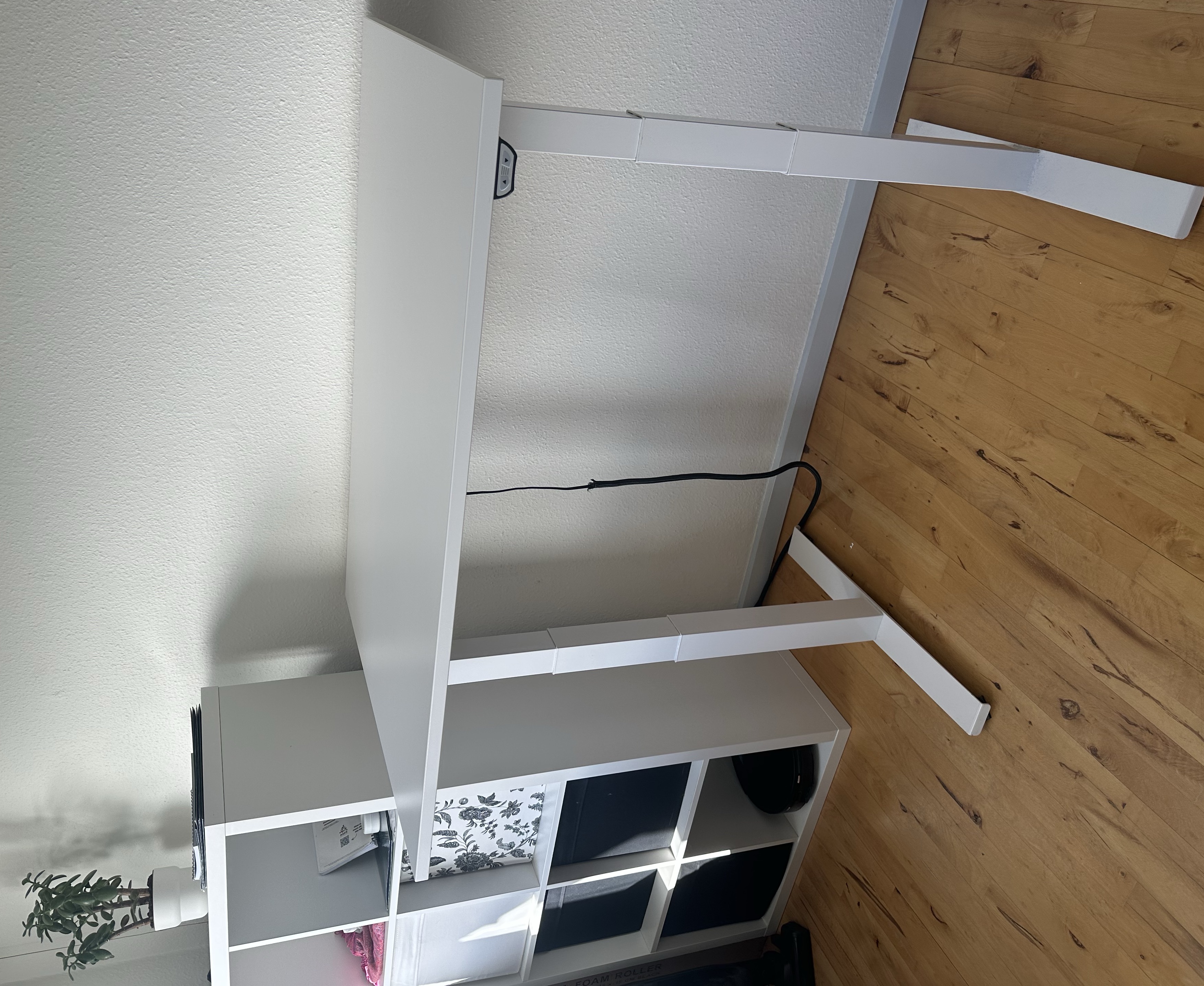 Kinnarps Office Desk (Electric Height Adjustment)